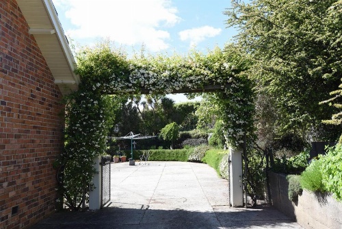 Trevallyn House B & B image 27