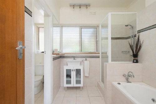 Trevallyn House B & B image 39